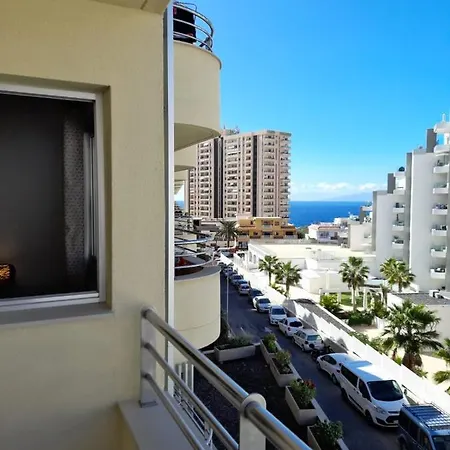 Apartamento Con Dos Dormitorios, Vista Al Mar Y Parking Privado En Playa Paraiso Apartman *